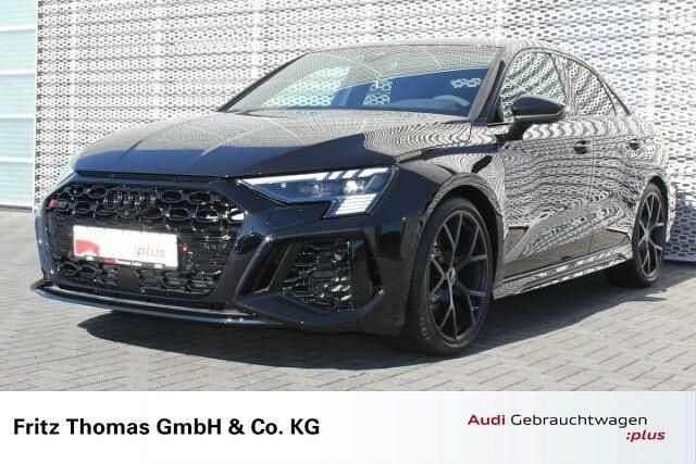 Gebraucht Audi RS3 Ambiente 400 PS (294 kW) 2024 Mythosschwarz metallic Limousine