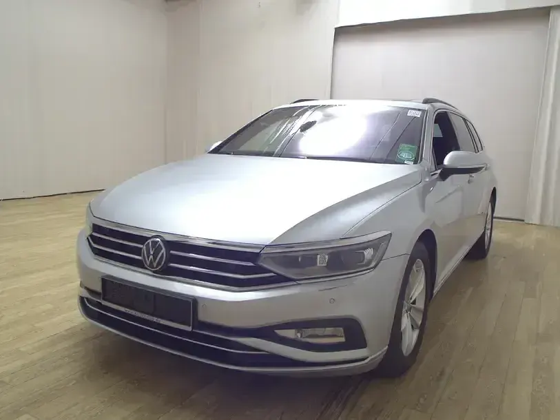 Gebraucht VW Passat Business 200 PS (147 kW) 2022 Silber Kombi