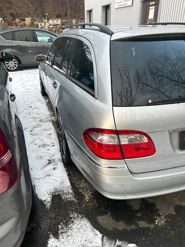 Gebraucht Mercedes 280 190 PS (139 kW) 2005 Silber Kombi