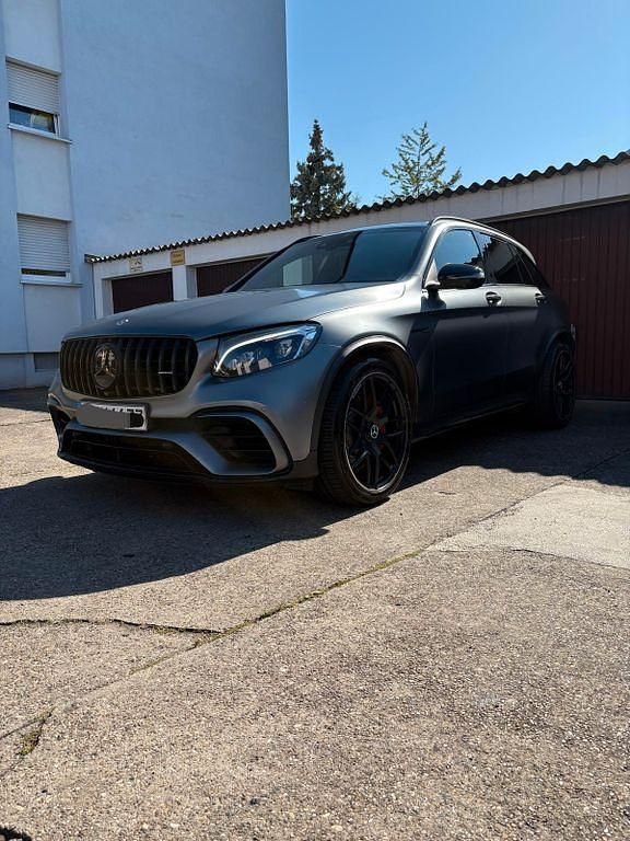 Schwarz Gebraucht 2018 Mercedes GLC63 AMG AMG SUV | 41.900 € (Superpreis) - Bild 1/4