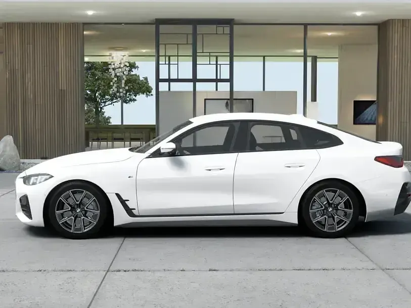 Gebraucht BMW 420 Coupé M Sport 190 PS (139 kW) 2025 Weiß Coupé