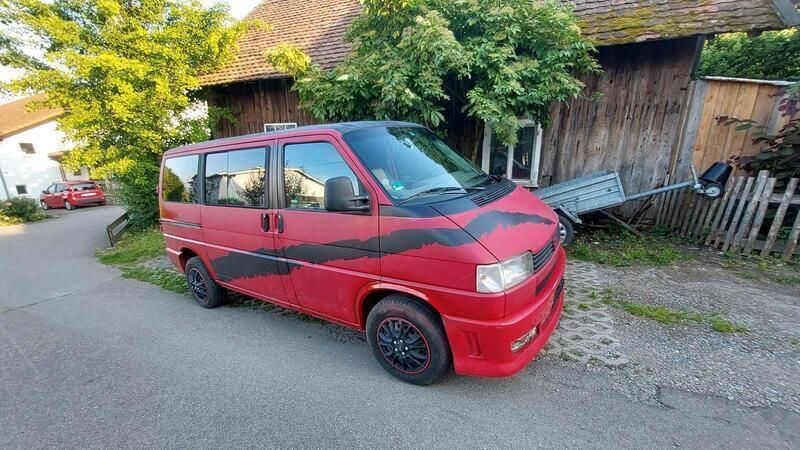 Rot Gebraucht 1993 VW T4 Van | 7.000 € - Bild 1/4