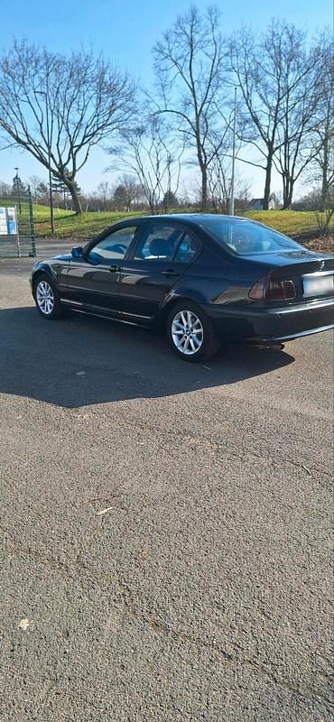 Second-hand BMW 316 2003 Negru Berlinǎ