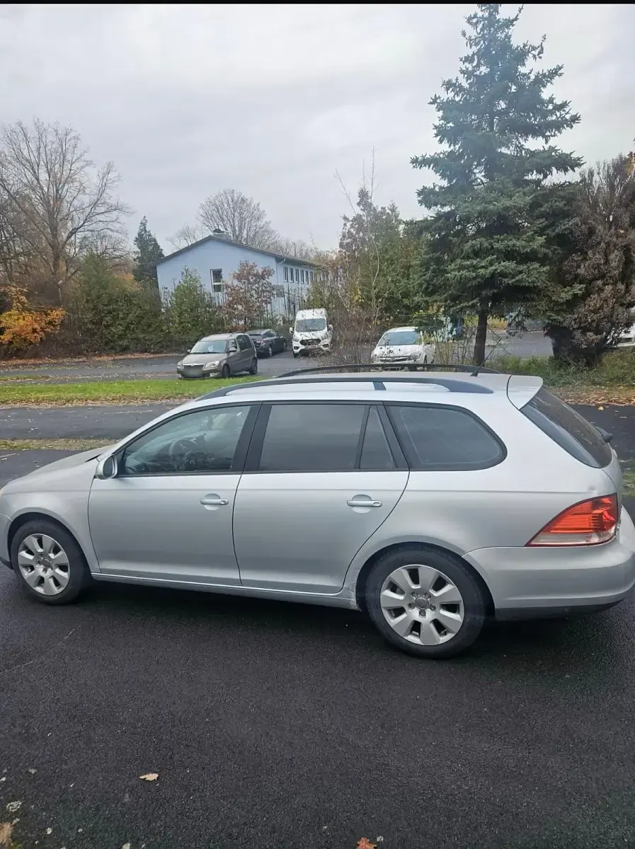 Gebraucht VW Golf V 105 PS (77 kW) 2007 Silber Kombi