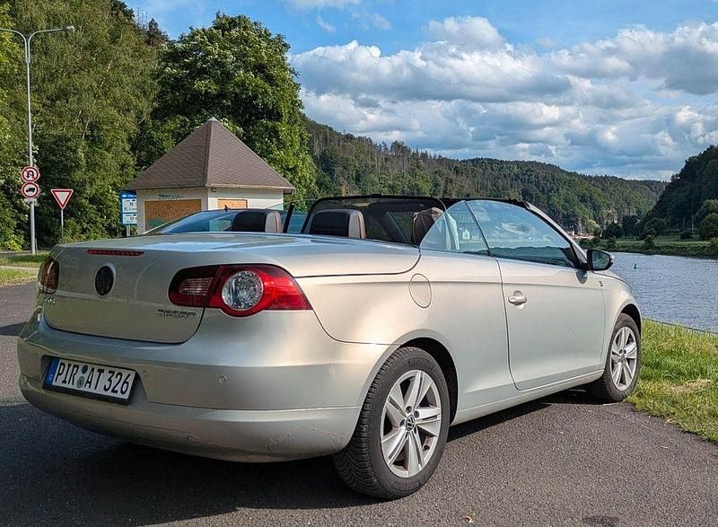 Gebraucht VW Eos 122 PS (89 kW) 2008 Silber Cabrio
