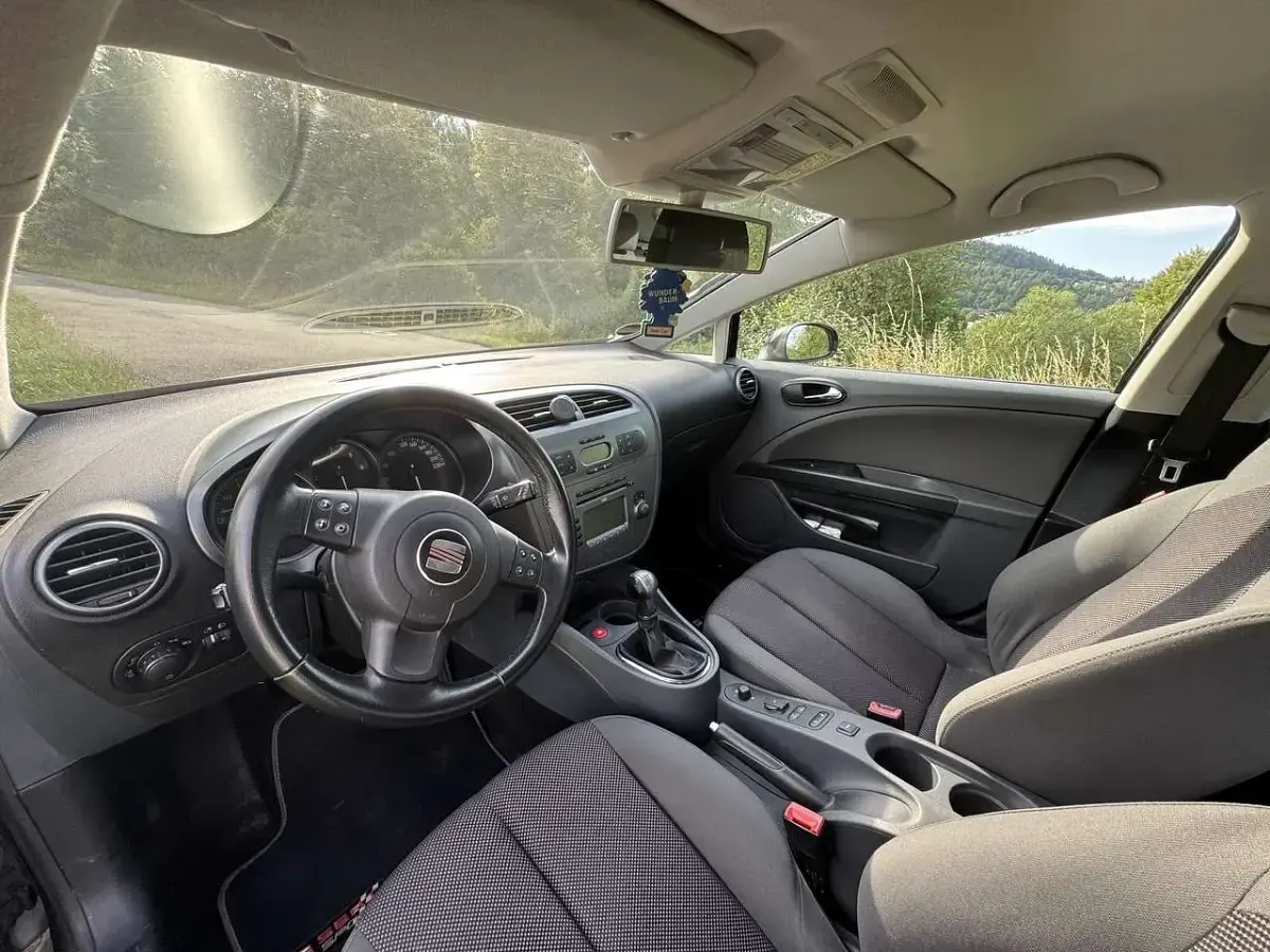 Gebraucht Seat Leon Stylance 105 PS (77 kW) 2008 Schwarz Kleinwagen