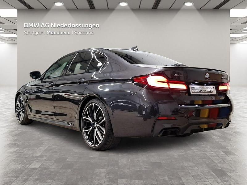 Gebraucht BMW M550 Performance 530 PS (389 kW) 2022 Grau Limousine