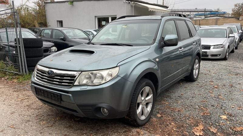 Grün Gebraucht 2009 Subaru Forester Comfort SUV | 2.990 € (Guter Preis) - Bild 1/4