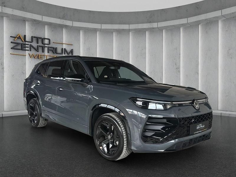 Gebraucht VW Tayron R-line 193 PS (141 kW) 2025 Grau SUV