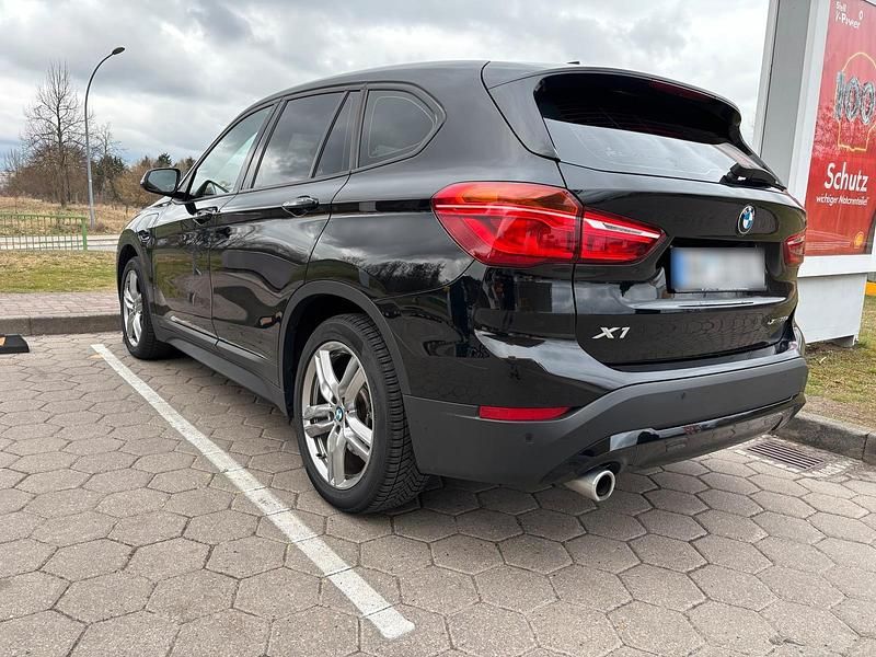 Gebraucht BMW X1 Advantage 220 PS (161 kW) 2021 Schwarz SUV