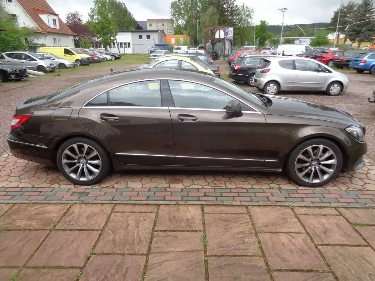 Gebraucht Mercedes CLS250 204 PS (150 kW) 2016 Gold Coupé