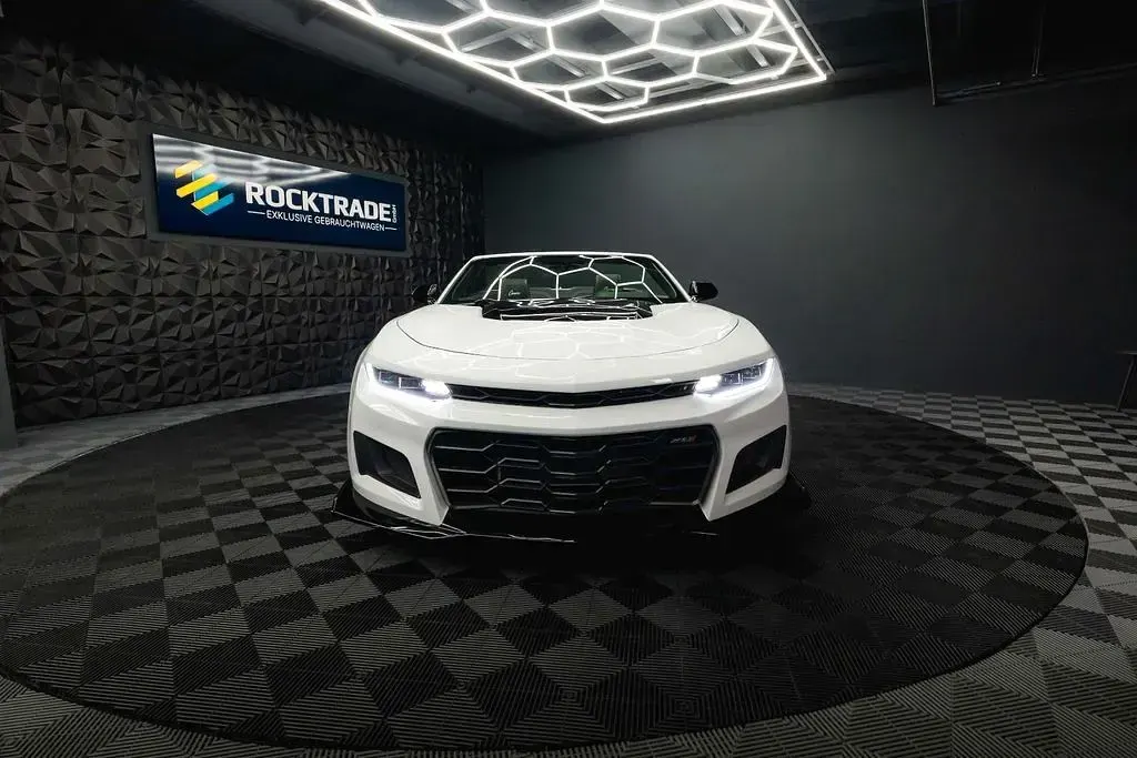 Gebraucht Chevrolet Camaro ZL1 275 PS (202 kW) 2020 Weiß Cabrio