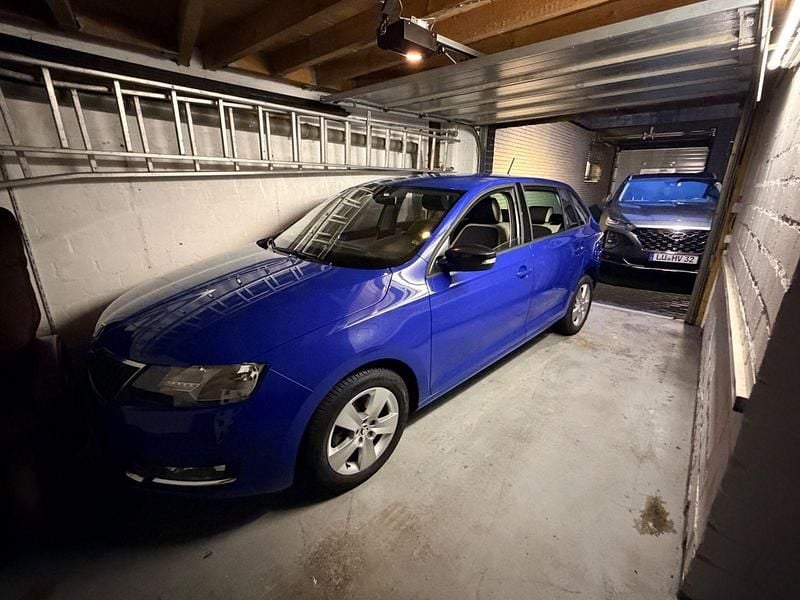 Gebraucht Skoda Rapid Style 125 PS (91 kW) 2018 Blau Kleinwagen