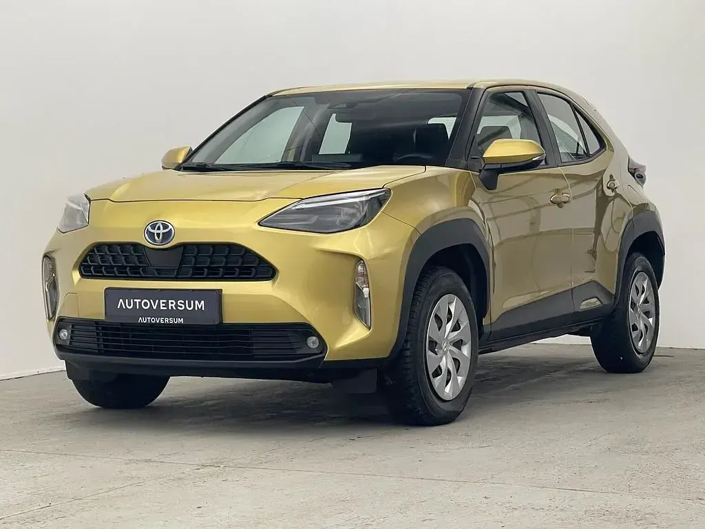 Gebraucht Toyota Yaris Cross 116 PS (85 kW) 2023 Gold SUV