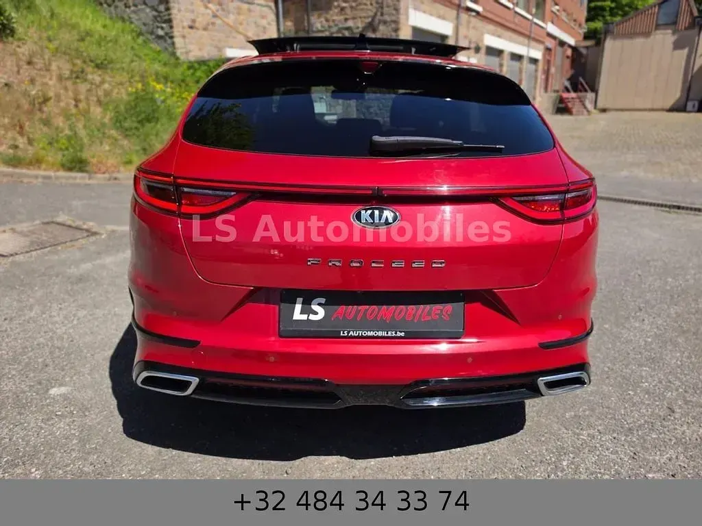Second-hand Kia ProCeed GT GT-Line 140 CP (102 kW) 2019 Roșu Hatchback