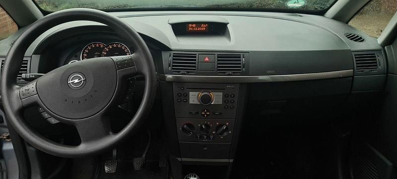 Gebraucht Opel Meriva Edition 105 PS (77 kW) 2006 Silber Van / Kleinbus