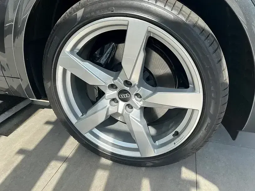Gebraucht Audi SQ5 Sport 341 PS (250 kW) 2023 Daytonagrau SUV