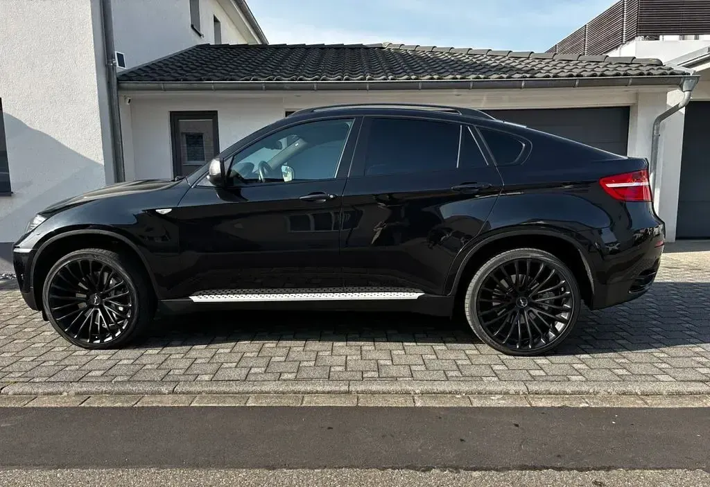 Gebraucht BMW X6 M50 Performance 381 PS (280 kW) 2012 Schwarz SUV