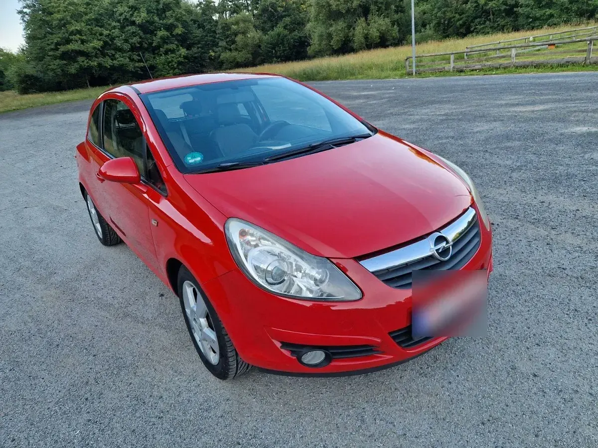 Gebraucht Opel Corsa Edition 60 PS (44 kW) 2009 Rot Kleinwagen