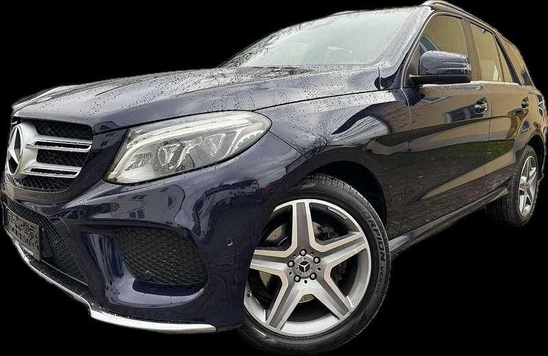 Cavansitblau metalliclack Gebraucht 2017 Mercedes GLE250 AMG line SUV | 31.990 € (Fairer Preis) - Bild 1/4