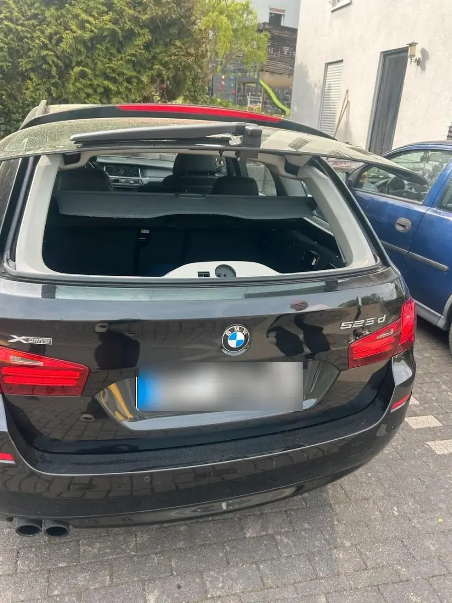 Gebraucht BMW 525 218 PS (160 kW) 2015 Schwarz Kombi