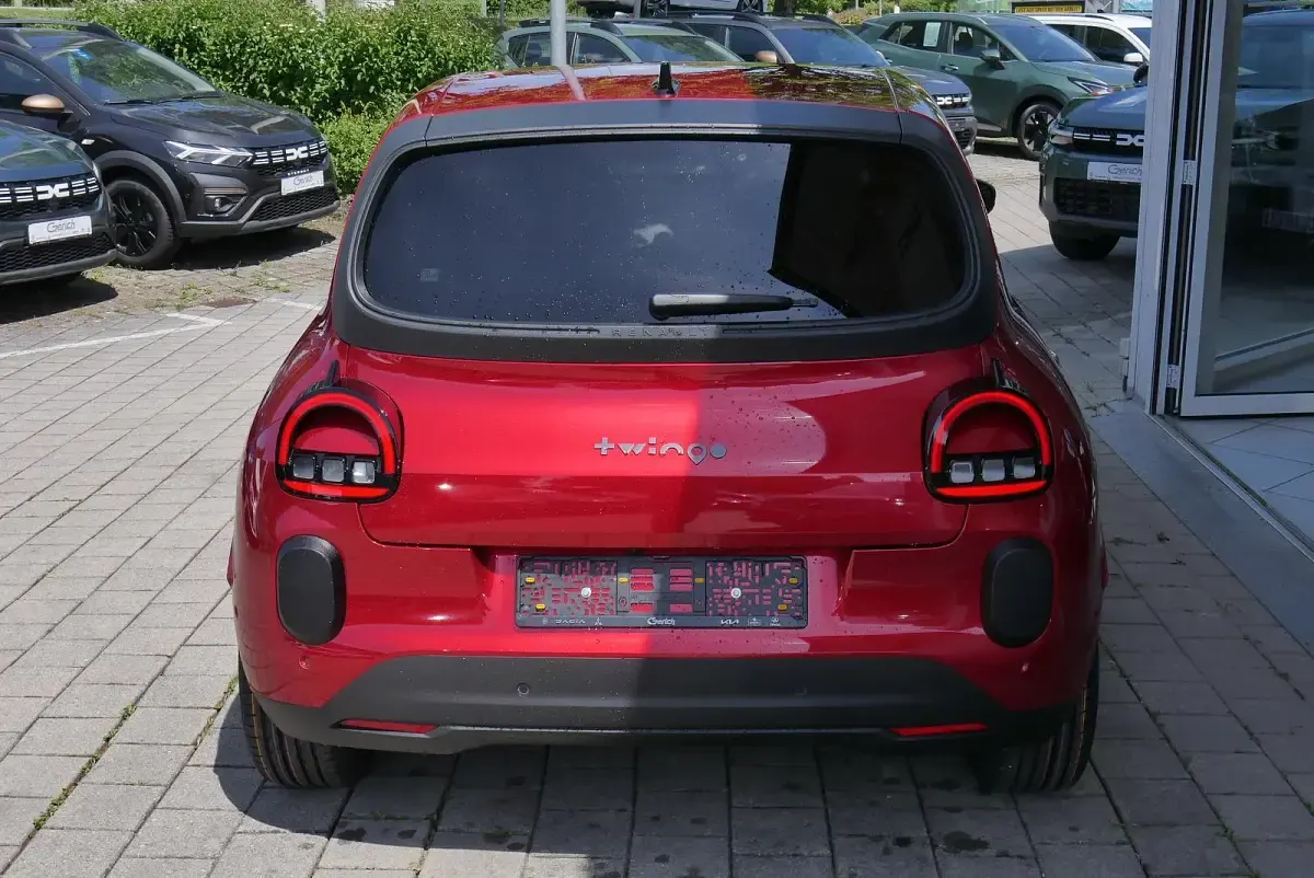 Neu Renault Twingo Urban 35 kW (48 PS) 2026 Absolutrot Kleinwagen