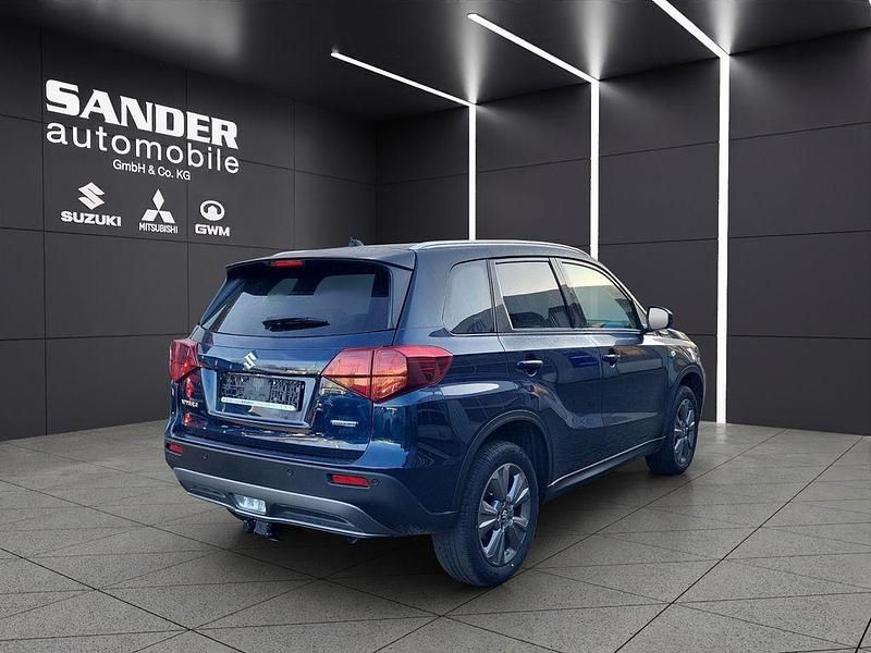 Neu Suzuki Vitara Comfort 110 PS (80 kW) 2025 Gelb SUV