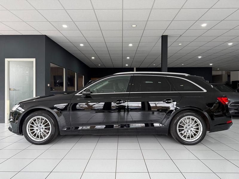 Gebraucht Audi A4 Sport 190 PS (139 kW) 2018 Schwarz Kombi