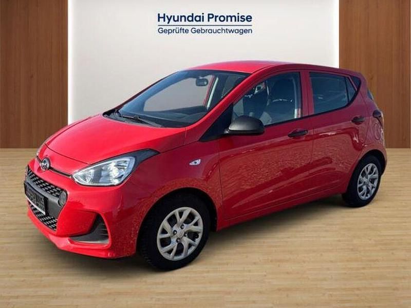 Gebraucht Hyundai i10 Select 67 PS (49 kW) 2020 Tomato red Kleinwagen