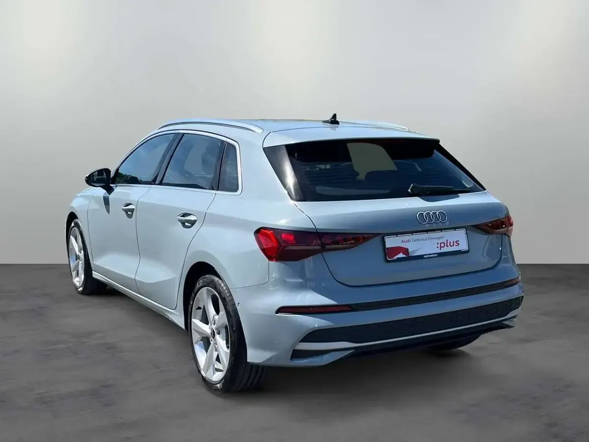 Gebraucht Audi A3 Advanced Plus 150 PS (110 kW) 2025 Pfeilgrau perleffekt Limousine