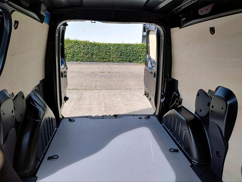 Usata Renault Express 95 CV (69 kW) 2022 Nero Monovolume