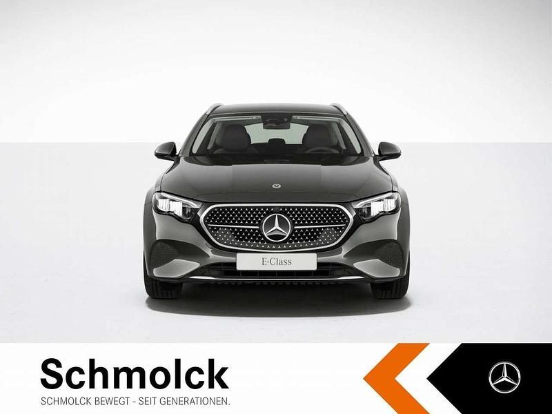 Gebraucht Mercedes E200 Avantgarde 204 PS (150 kW) 2024 Lack graphitgrau Kombi
