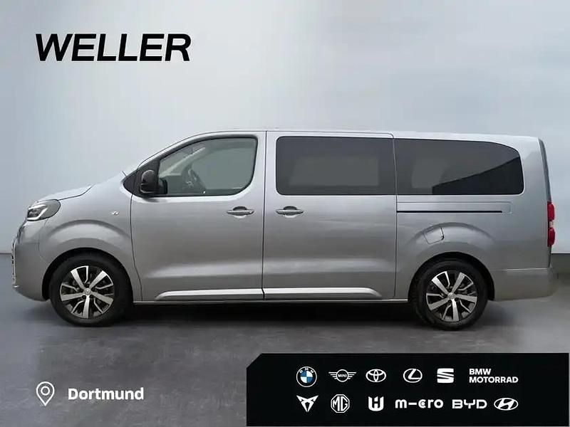 Gebraucht Toyota Proace Team 177 PS (130 kW) 2025 Silver metallic (silber) Van / Kleinbus