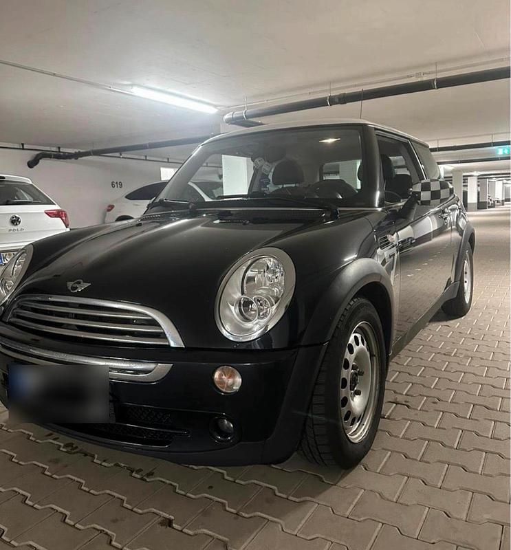 Second-hand Mini Cooper Seven 2006 Hatchback
