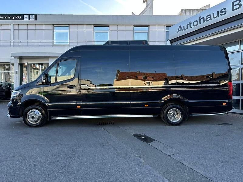 Nowe Mercedes Sprinter Exclusive 190 KM (139 kW) 2026 Czarny Van