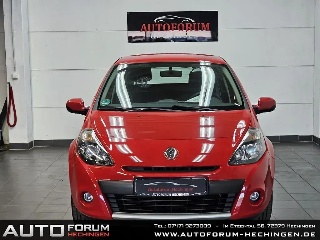 Gebraucht Renault Clio III 101 PS (74 kW) 2010 Rot Limousine