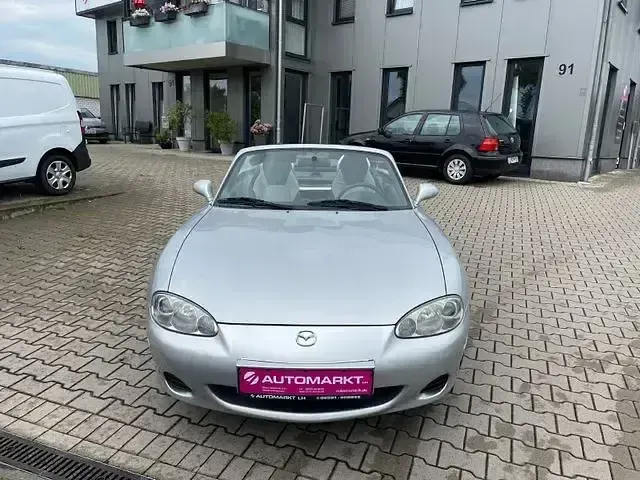 Używany Mazda MX5 88 KM (64 kW) 2001 Srebrny Kabriolet