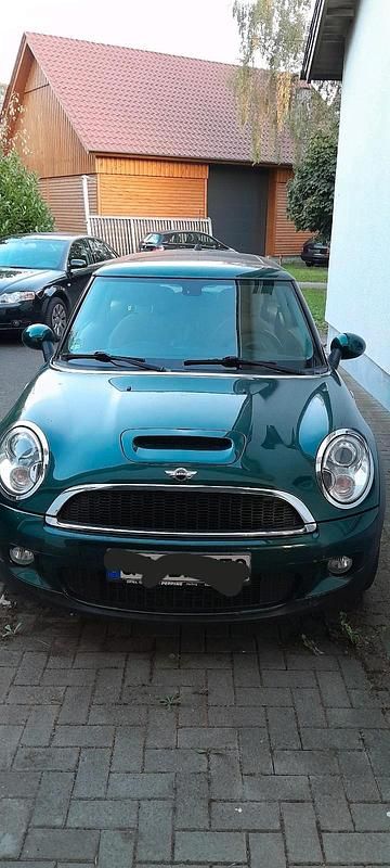 Grün Gebraucht 2009 Mini Cooper S Kleinwagen | 6.450 € (Guter Preis) - Bild 1/4