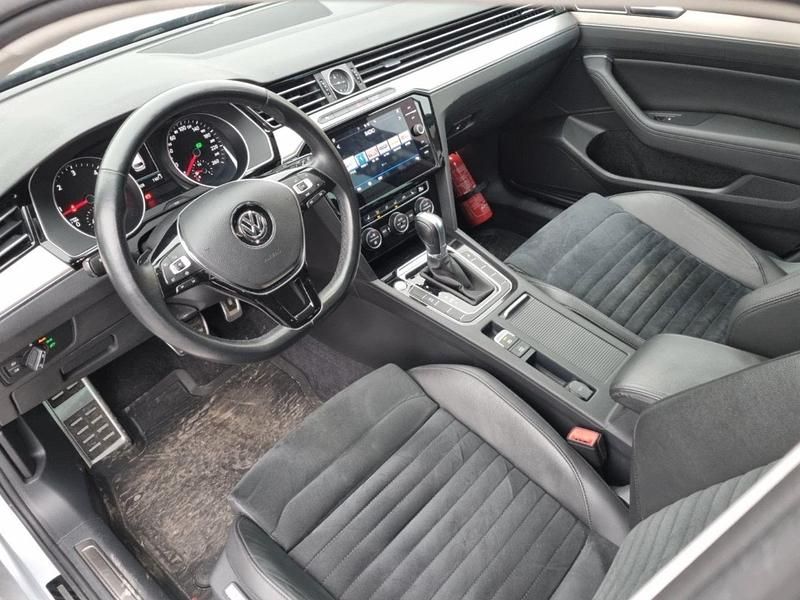 Gebraucht VW Passat Highline 120 PS (88 kW) 2019 Silber Kombi