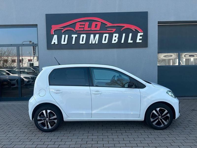 Gebraucht VW up! IQ Drive 68 PS (50 kW) 2020 Weiß Kleinwagen