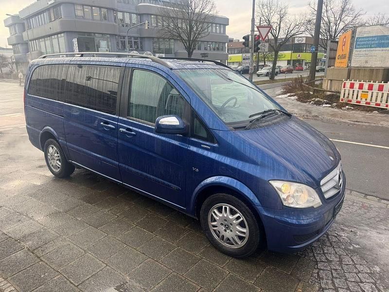 Gebraucht Mercedes Viano Edition 224 PS (164 kW) 2011 Blau Van / Kleinbus