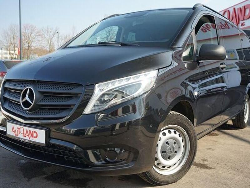 Gebraucht Mercedes Vito 163 PS (119 kW) 2016 Schwarz Van
