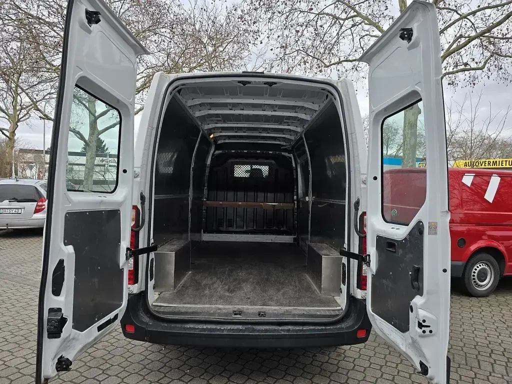 Gebraucht Renault Master 131 PS (96 kW) 2019 Weiß Van / Kleinbus