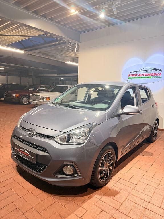 Grau Gebraucht 2016 Hyundai i10 Style Kleinwagen | 5.999 € (Guter Preis) - Bild 1/4