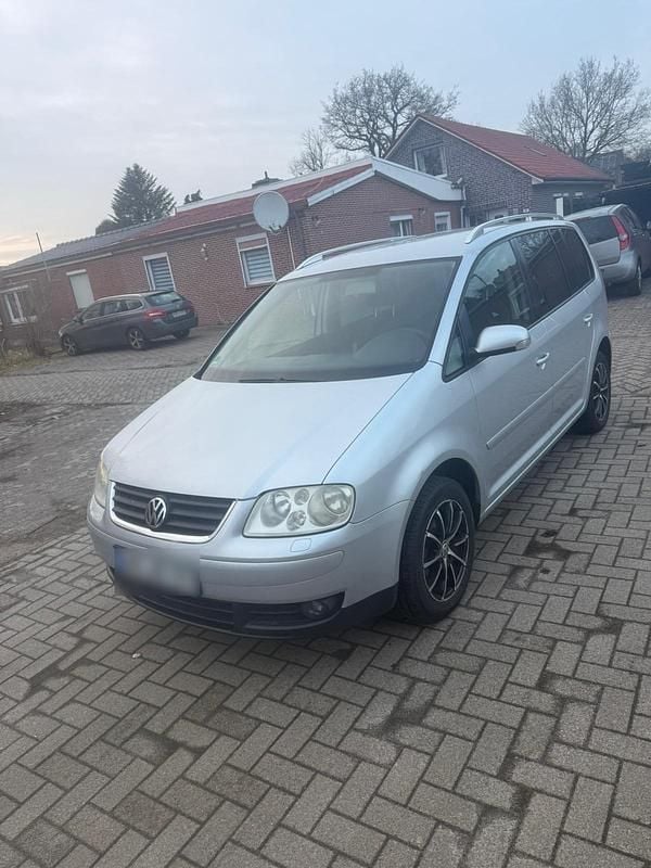 Gebraucht VW Touran 140 PS (102 kW) 2004 Silber Van / Kleinbus