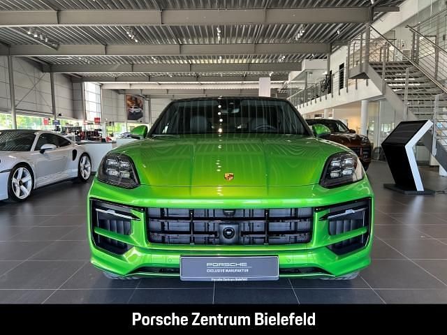 Gebraucht Porsche Cayenne 470 PS (345 kW) 2026 Gruen SUV