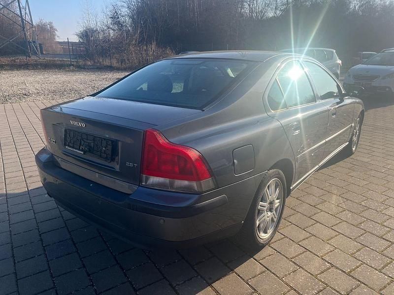 Gebraucht Volvo S60 209 PS (153 kW) 2003 Grau Limousine
