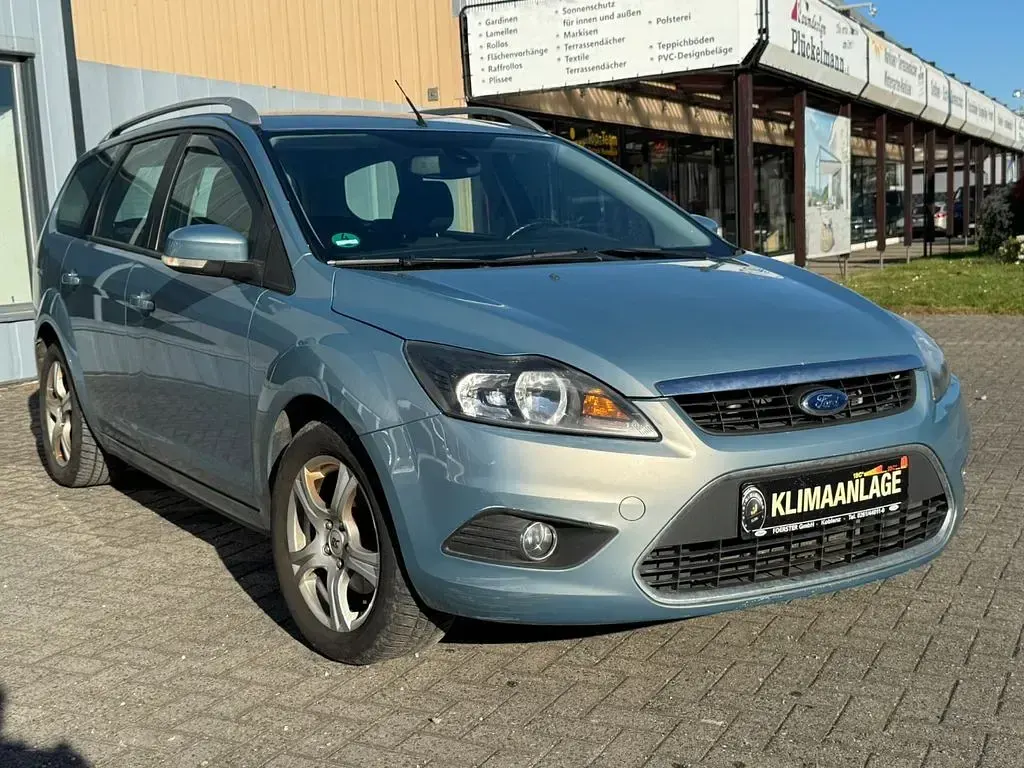 Usata Ford Focus Titanium 125 CV (91 kW) 2008 Blu Berlina