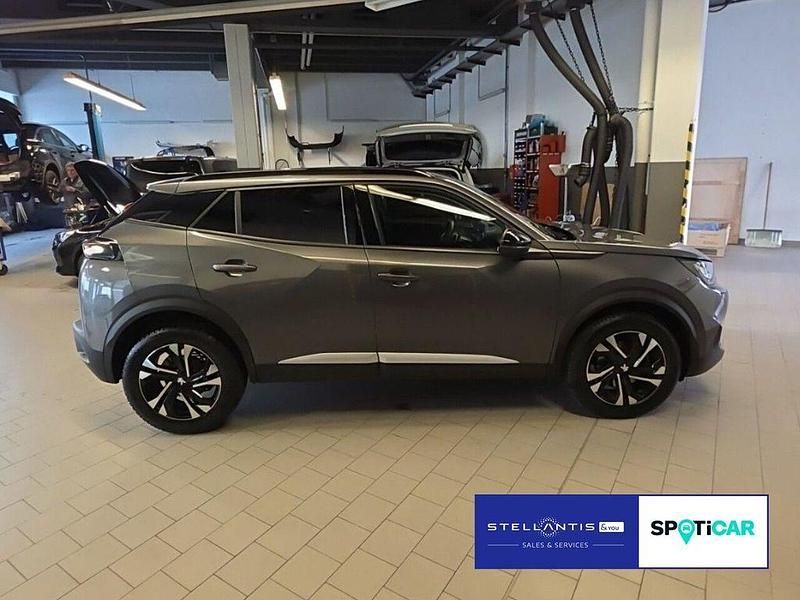 Gebraucht Peugeot 2008 Allure 131 PS (96 kW) 2023 Grau SUV