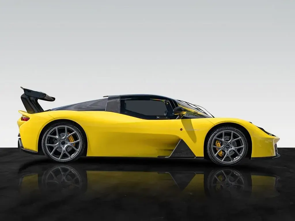 Gebraucht Dallara Stradale 398 PS (292 kW) 2021 Gelb Cabrio